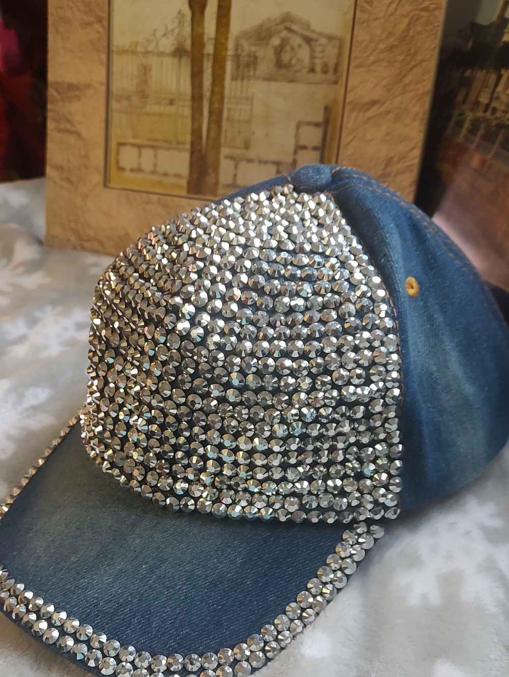 🤠 with Silver Rhinestones - Picture 1 of 8